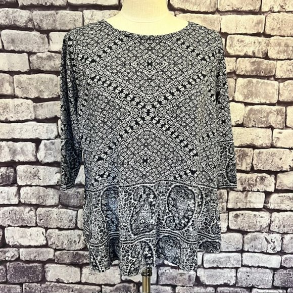Lucky Brand Tops - Lucky Brand Navy & White 3/4 Sleeve Blouse Size 1X